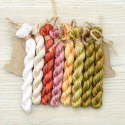 НМул-ЛР-3322-4 Набор ниток OwlForest для схем «Лекарственные растения» (DMC) Для четырех открыток