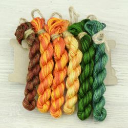 НМул-Мн-3322+ Набор ниток OwlForest для схемы «Мандариновая гирлянда» (DMC) с двумя пасмами цвета 3611