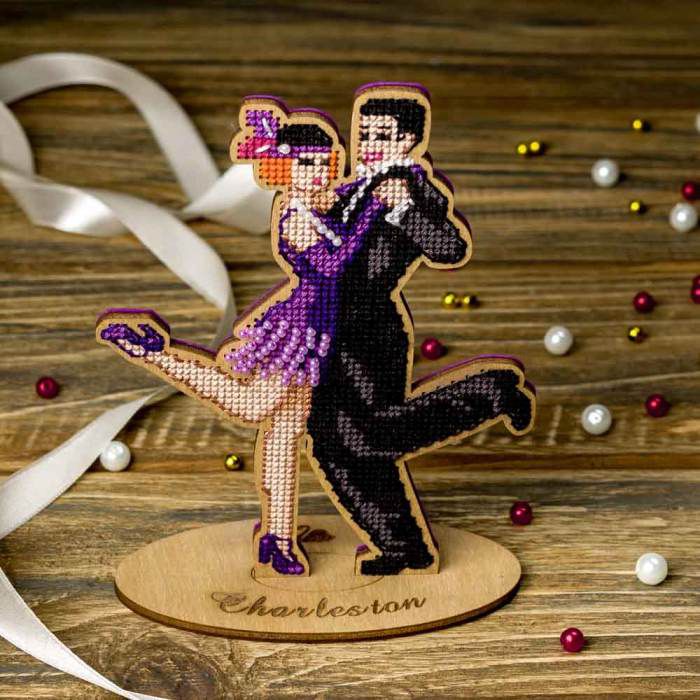 Набор для вышивания нитками по дереву Волшебная страна FLW-026